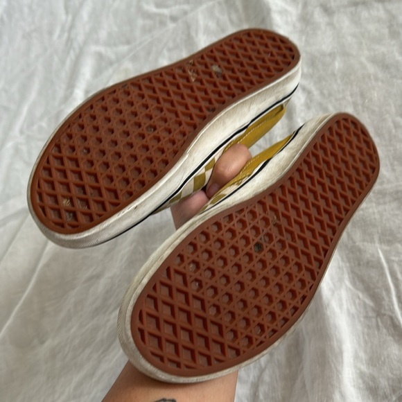 Checkered Vans - Picture 2 of 5